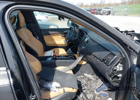 2016 Volvo Xc90 T6 Momentum from USA, damaged, VIN YV4A22PK4G1050063